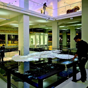 Vorbild Museum: Anstelle der früheren unbewegten Exponate trat eine interaktive Landschaft, in der die Gäste ein Thema aktiv erkunden. (Photo: MKT)