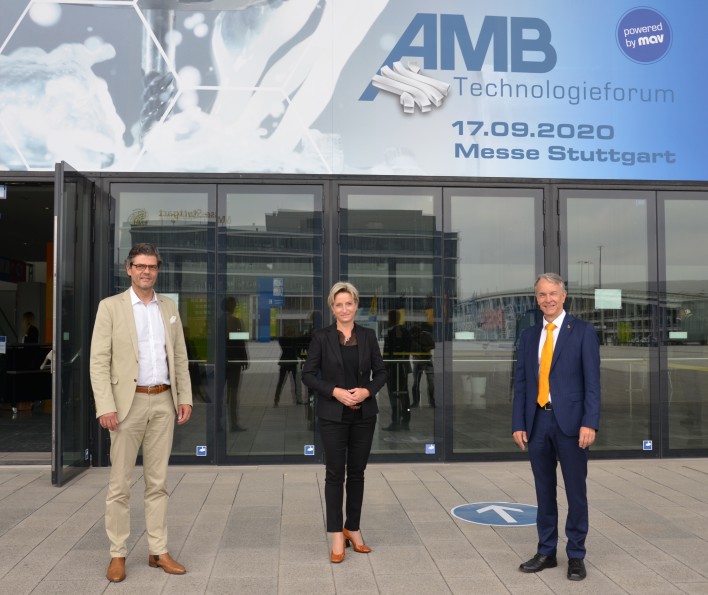 AMB-Technologieforum (v.l.): Messegeschäftsführer Stefan Lohnert, Wirtschaftsministerin Nicole Hoffmeister-Kraut und Messegeschäftsführer Geschäftsführer Roland Bleinroth.